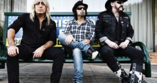 Motörhead reschedule UK tour dates