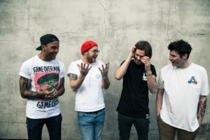 BRAWLERS to play a string of UK dates with THE ICARUS LINE, THE HELL & GNARWOLVES.