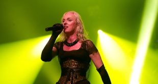 Liv Kristine, Leaves Eyes interview, October 2013